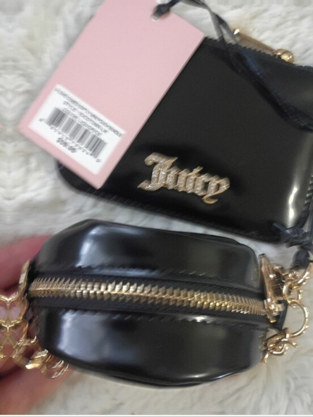 Juicy Couture Black Patent Mini Bag with Gold Chain and Red Heart Charm NWT - Picture 4 of 9